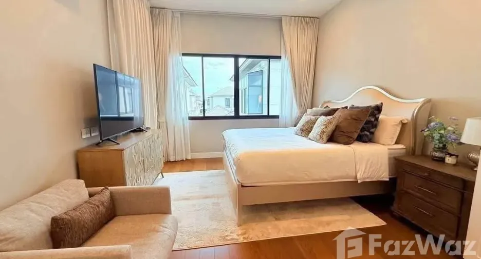 For sale and for rent 4 bedrooms house in Bang Kapi, Bangkok