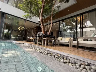 For sale and for rent 6 bedrooms house in Huai Khwang, Bangkok