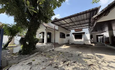 For rent 3 bedrooms house in Huai Khwang, Bangkok