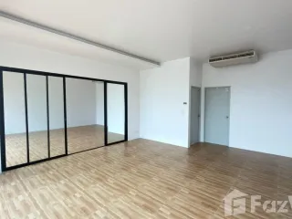 Gewerbefläche zur Miete in Mueang Phuket, Phuket