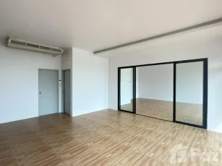 Gewerbefläche zur Miete in Mueang Phuket, Phuket
