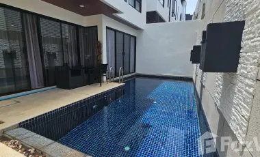 For sale and for rent 2 bedrooms townhouse in Mueang Phuket, Phuket
