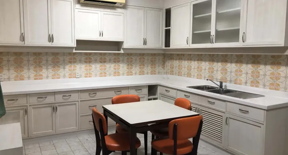 For rent 5 bedrooms office in Bang Na, Bangkok