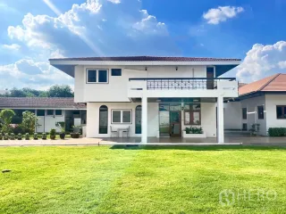 For rent 5 bedrooms office in Bang Na, Bangkok
