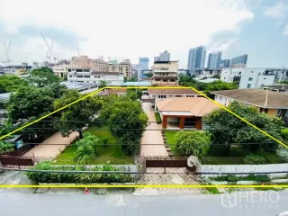For rent 5 bedrooms office in Bang Na, Bangkok