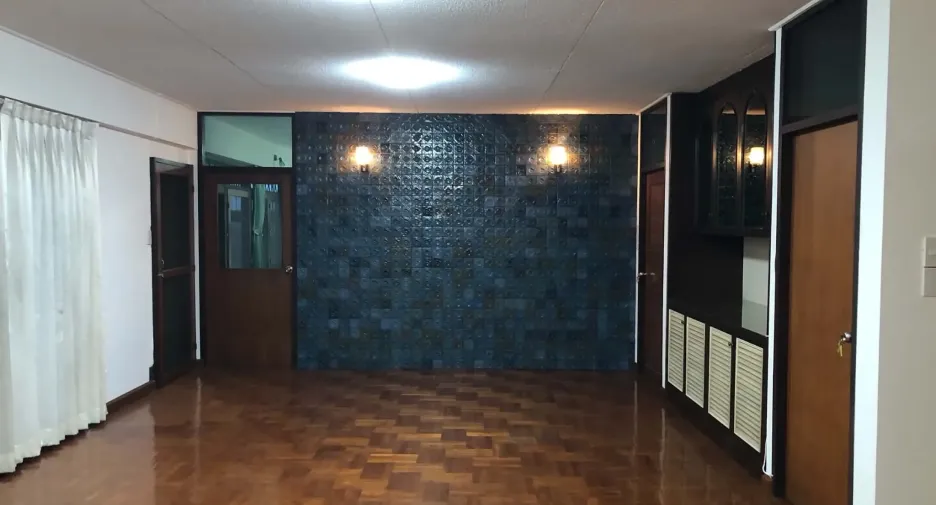 For rent 5 bedrooms office in Bang Na, Bangkok