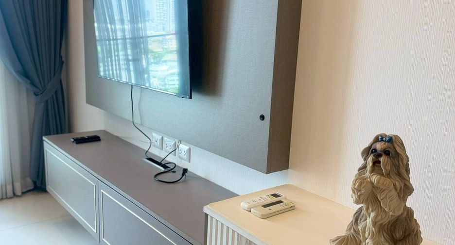 For rent and for sale 1 bed condo in Khlong San, Bangkok