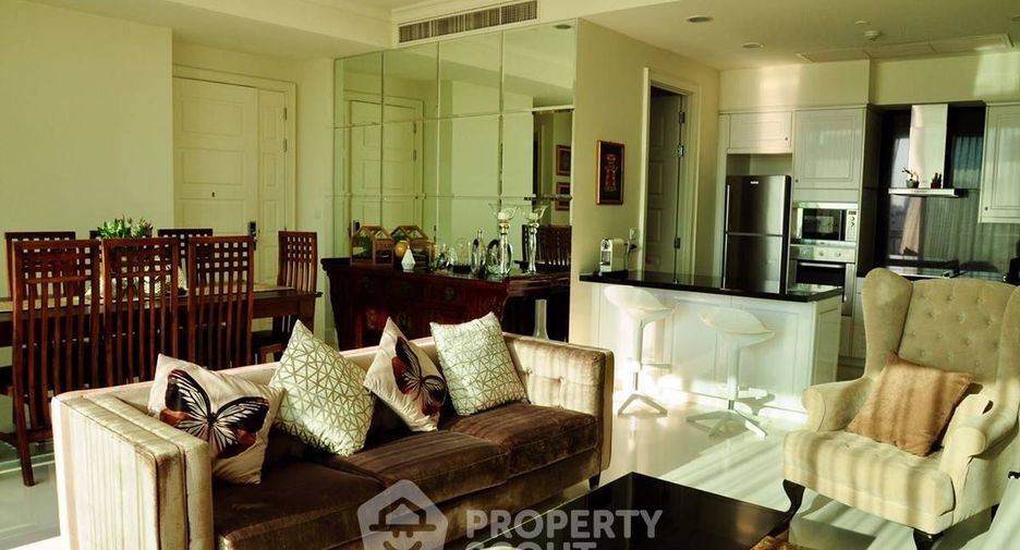 For rent 3 bedrooms condo in Watthana, Bangkok