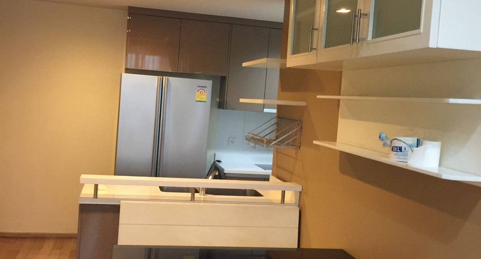 Condo en alquiler de 2 habitaciones en Khlong Toei, Bangkok