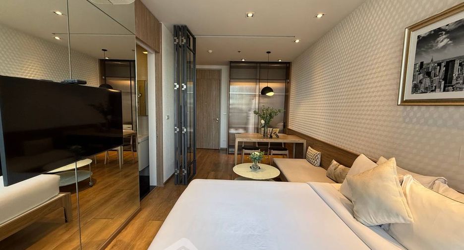 For rent 1 bed condo in Watthana, Bangkok
