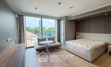 For rent 1 bed condo in Watthana, Bangkok