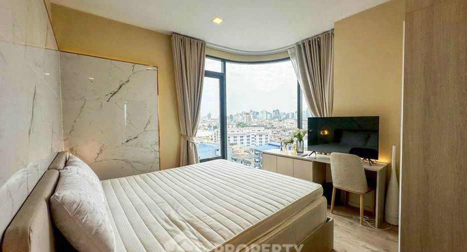 For rent 2 bedrooms condo in Watthana, Bangkok