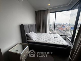 À louer 2 chambres condo à Yan Nawa, Bangkok