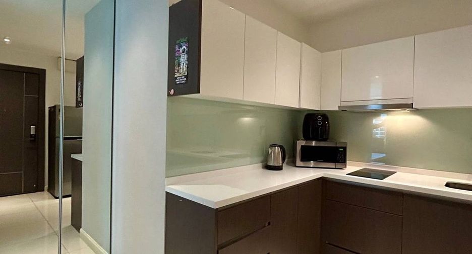 Condo en alquiler de 2 habitaciones en Bang Lamung, Chonburi