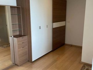 For rent 1 bed condo in Phaya Thai, Bangkok