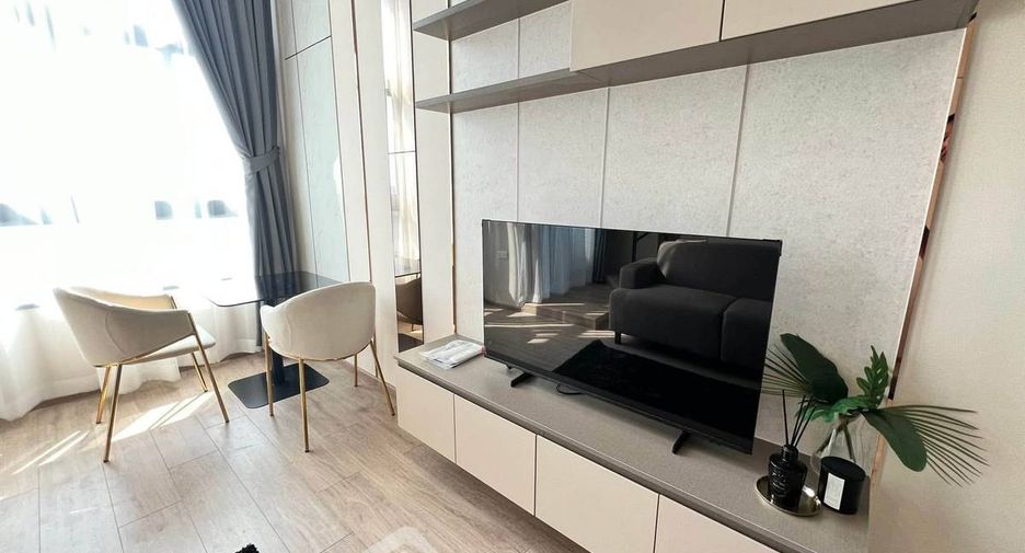 For rent 1 bed condo in Huai Khwang, Bangkok