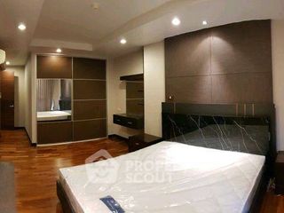 For rent and for sale 2 bedrooms condo in Watthana, Bangkok