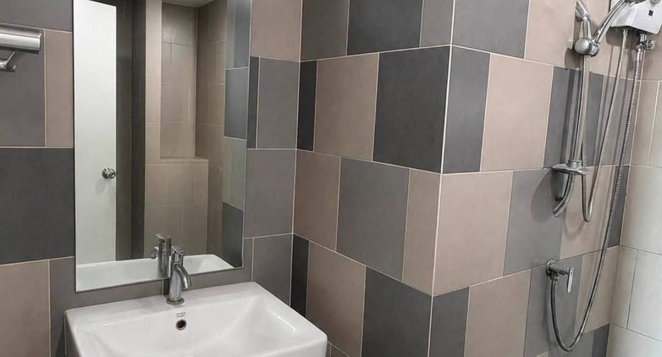 For sale 1 bed condo in Phasi Charoen, Bangkok