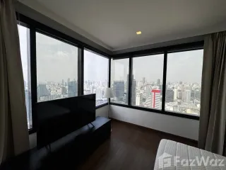 For rent 3 bedrooms condo in Bang Rak, Bangkok