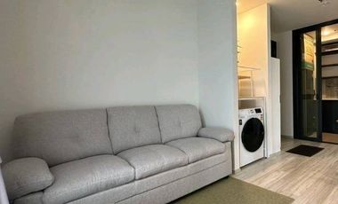 For sale 2 bedrooms condo in Huai Khwang, Bangkok