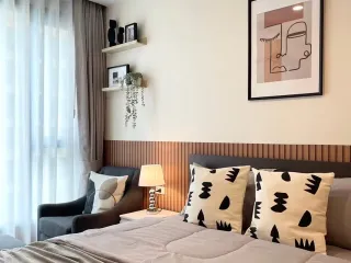 À louer studio condo à Phaya Thai, Bangkok