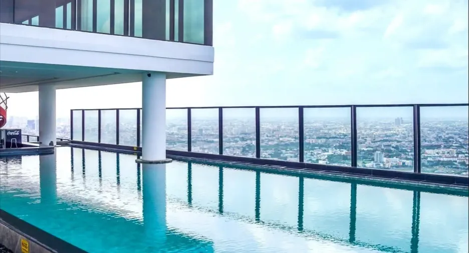 Wohnung zur Miete mit 1 Zimmer in Huai Khwang, Bangkok