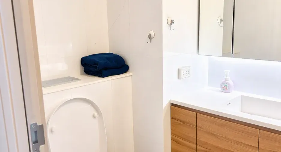 Wohnung zur Miete mit 1 Zimmer in Huai Khwang, Bangkok