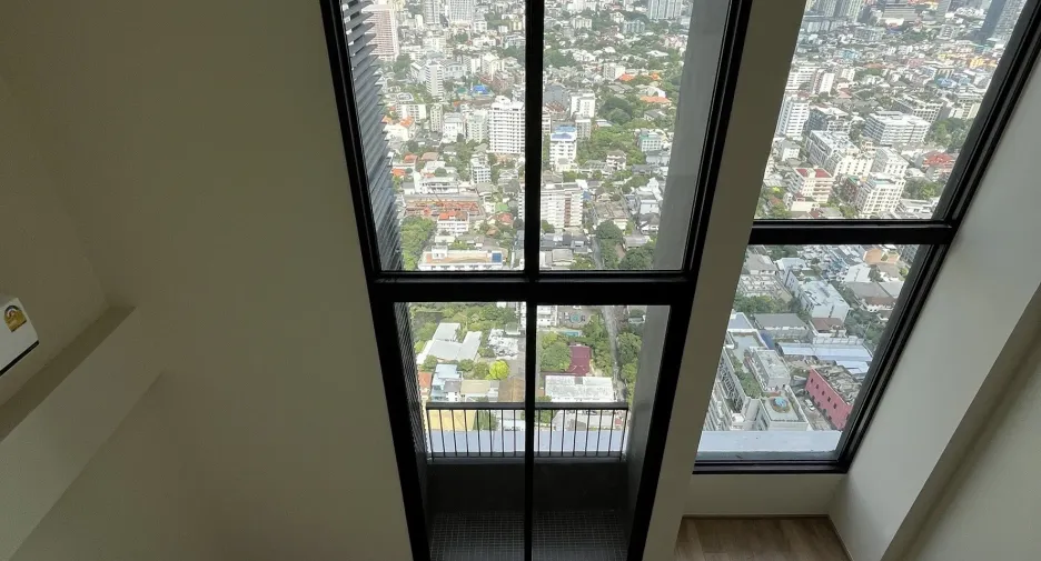 À louer 1 chambre condo à Watthana, Bangkok