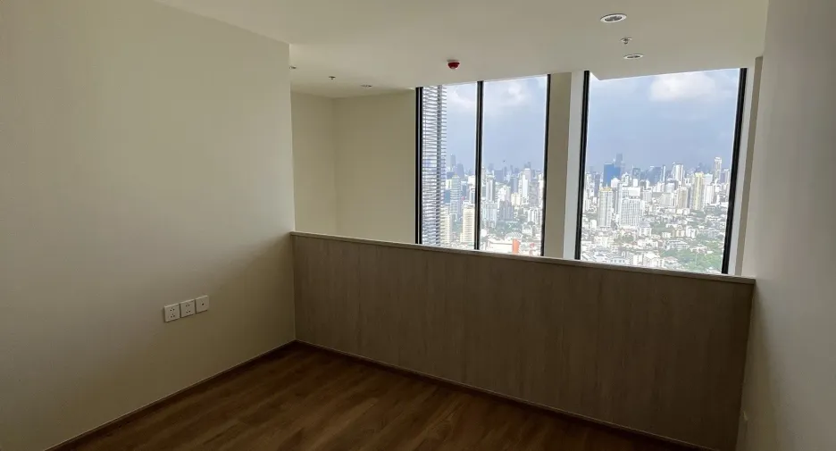 À louer 1 chambre condo à Watthana, Bangkok