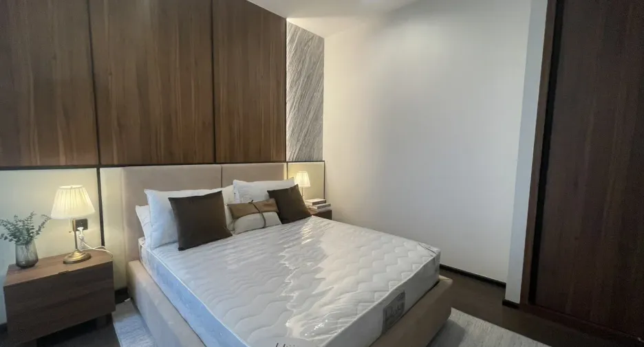 À louer 2 chambres condo à Watthana, Bangkok