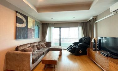 For rent 2 bedrooms condo in Sathon, Bangkok