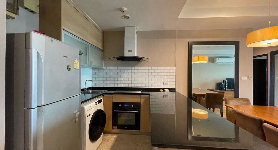 Condo en alquiler de 2 habitaciones en Sathon, Bangkok