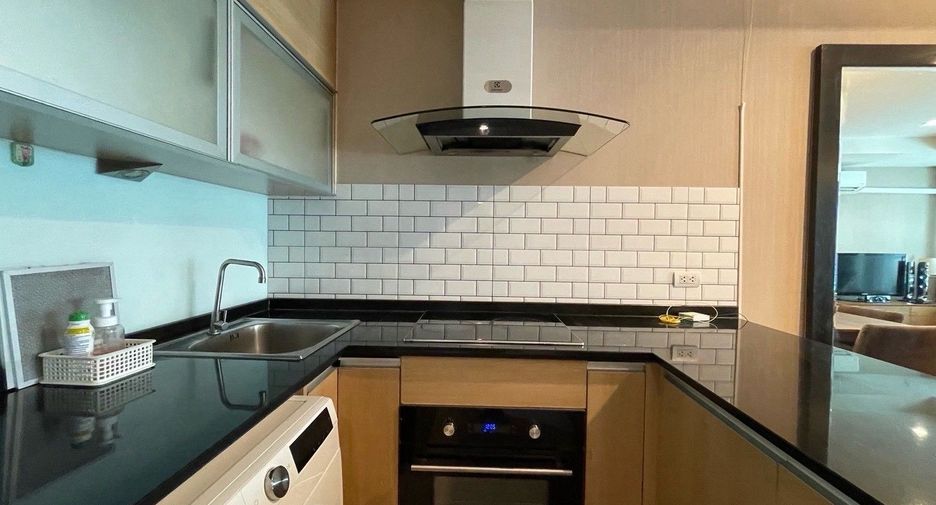 Condo en alquiler de 2 habitaciones en Sathon, Bangkok