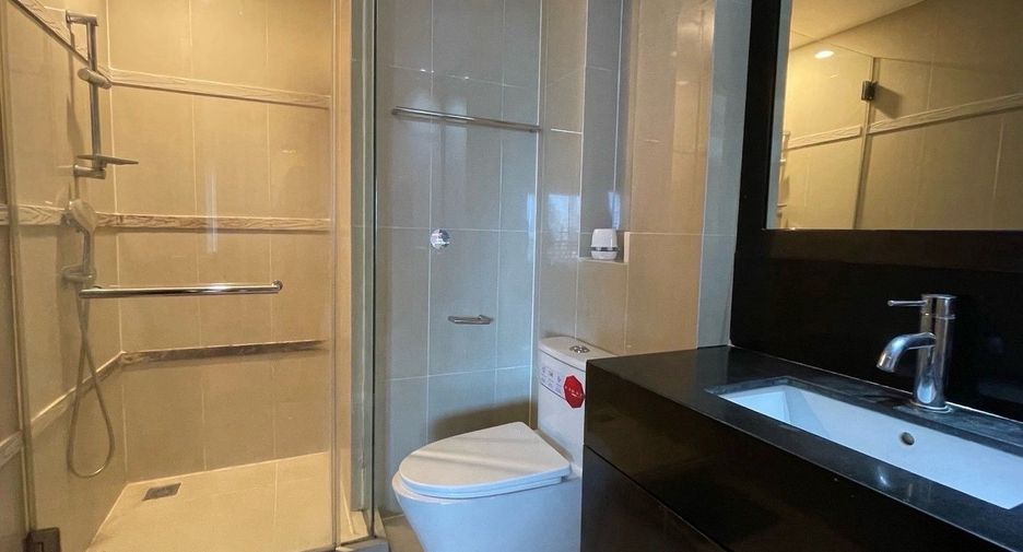 Condo en alquiler de 2 habitaciones en Sathon, Bangkok