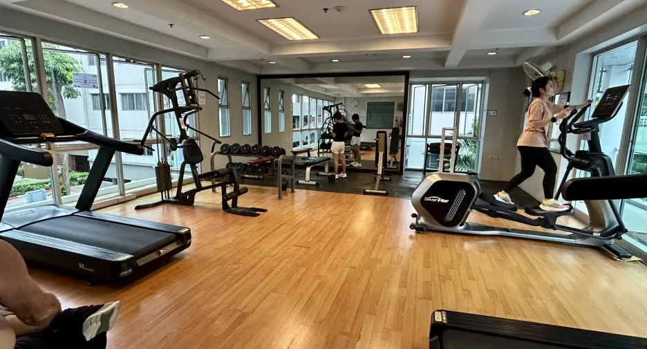 For sale studio condo in Suan Luang, Bangkok
