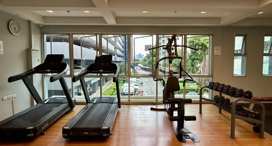 For sale studio condo in Suan Luang, Bangkok