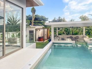 For rent 4 bedrooms villa in Ko Samui, Surat Thani