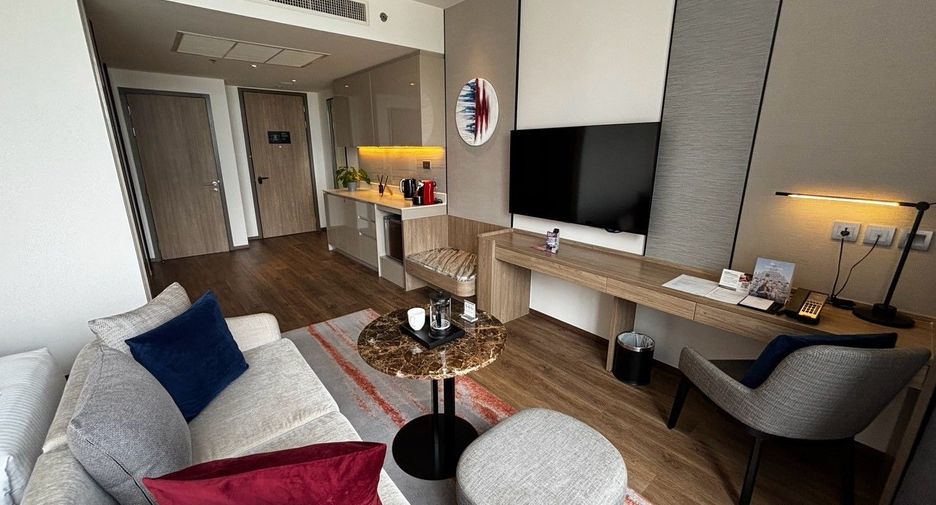 For rent 2 bedrooms apartment in Sathon, Bangkok