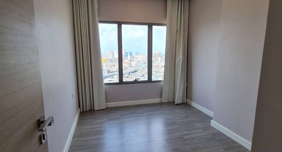 Wohnung zur Miete mit 2 Zimmer in Bang Rak, Bangkok