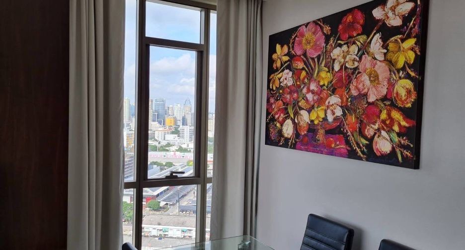 Wohnung zur Miete mit 2 Zimmer in Bang Rak, Bangkok