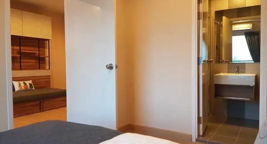 For rent 1 bed condo in Thon Buri, Bangkok