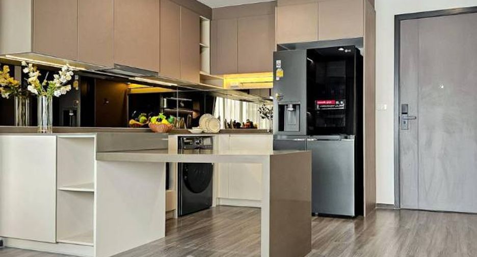 For sale 2 bedrooms condo in Bang Rak, Bangkok