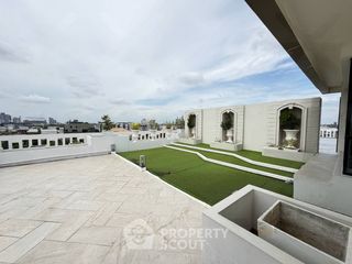 For sale 2 bedrooms condo in Mueang Samut Prakan, Samut Prakan