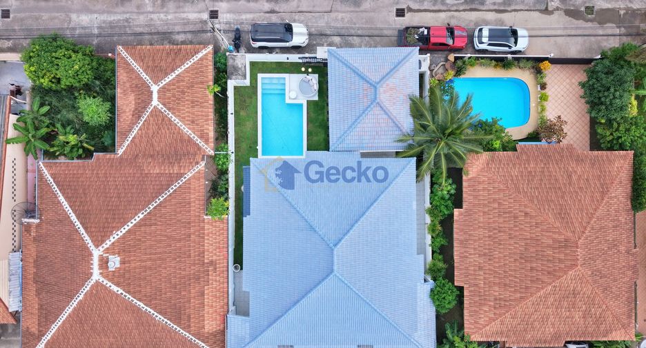 For rent 3 bedrooms house in Jomtien, Pattaya