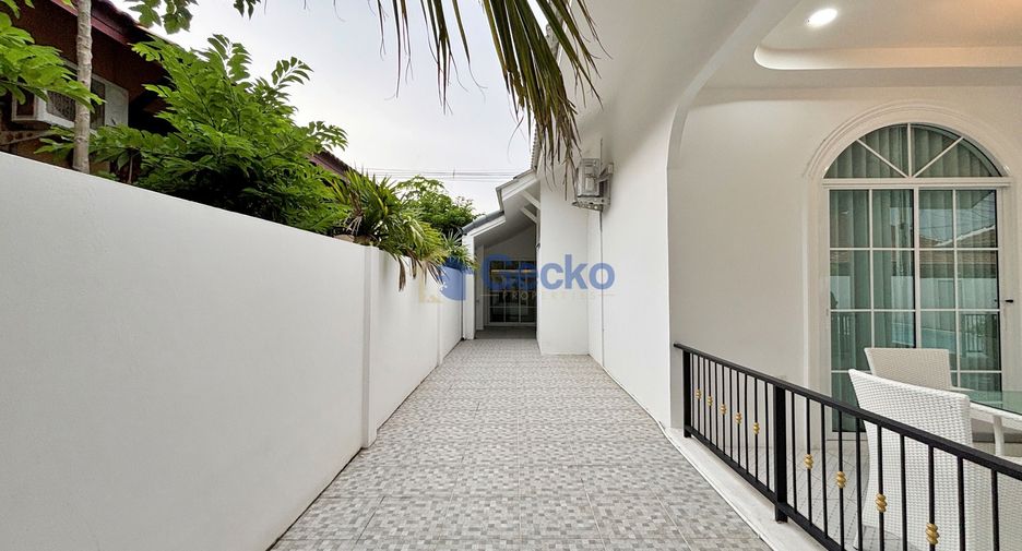 For rent 3 bedrooms house in Jomtien, Pattaya
