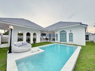 For rent 3 bedrooms house in Bang Lamung, Chonburi