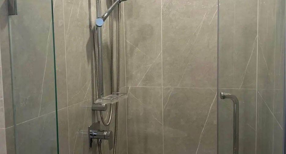 For rent 1 bed condo in Huai Khwang, Bangkok