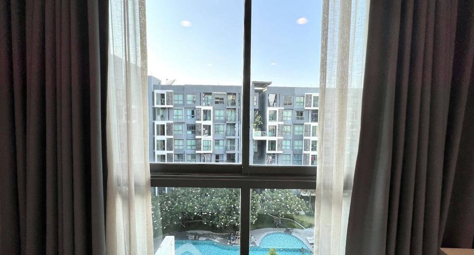 For rent 2 bedrooms condo in Bang Kapi, Bangkok