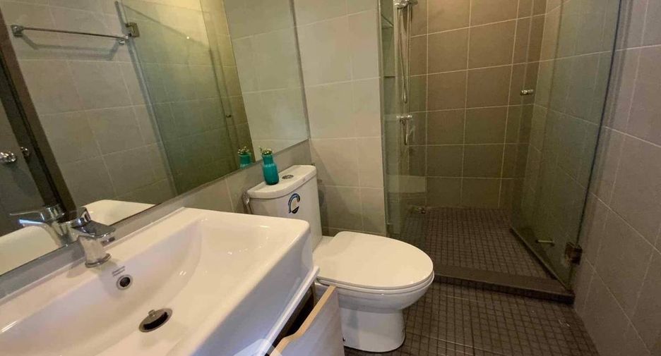 For rent 2 bedrooms condo in Bang Na, Bangkok