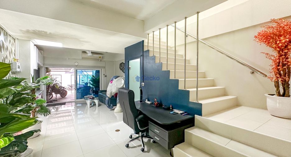 Haus zum Kauf mit 2 Zimmer in Bang Lamung, Chonburi